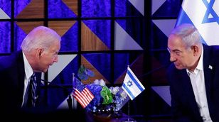 مفاوضات غزة.. "وعود أميركية" وتردد إسرائيلي 