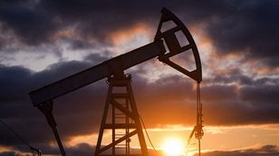 سيرينا هوانغ: المخزونات العالمية من النفط أدنى من المتوسط التاريخي