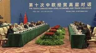 هل يمكن الوصول إلى التوازن في العلاقات التجارية بين بكين وبروكسل؟