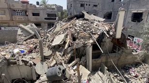 صحفية من رفح: الدفاع المدني يؤكد أن انتشال مفقودي غزة بوسائل بدائية يستغرق عامين