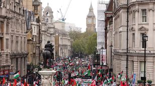 موفد "الشرق": مطالبات في بريطانيا بمقاطعة بنك "باركليز" لتقديمه الدعم لإسرائيل