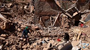 زلزال المغرب يواصل حصد الضحايا.. وإعصار "دانيال" يدمر المنازل في ليبيا