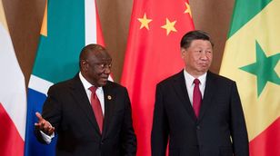 مخاطر اقتصادية وانقلابات عسكرية تهدد خطط الصين في إفريقيا