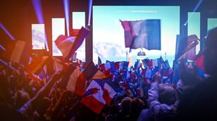 33% من الأصوات.. فوز تاريخي لليمين المتطرف بالجولة الأولى من انتخابات فرنسا