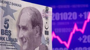 يورداكول: السياسة التشددية النقدية والتضخم بتركيا في الذروة العام المقبل