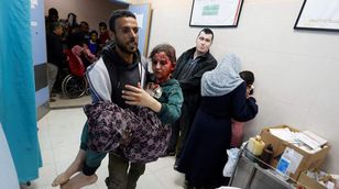 الهلال الأحمر الفلسطيني: الهدنة ستكون عبئا إضافيا على الطواقم الطبية بغزة
