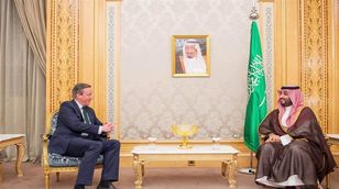 ولي العهد السعودي يلتقي وزير الخارجية الأميركي في الرياض 