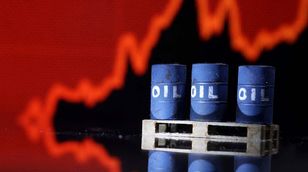 فخشوري: الطلب المرتفع وتراجع المخزونات سببان لارتفاع أسعار النفط