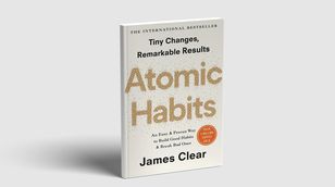 "Atomic Habits".. دليل العادات الصغيرة والنتائج الكبيرة