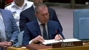 مندوب إسرائيل في مجلس الأمن: على العالم وقف إيران عند حدها قبل نقطة اللاعودة