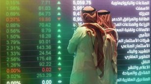 "تاسي" دون مستويات 12 ألف.. وفائض الميزان التجاري السعودي يتراجع 28%