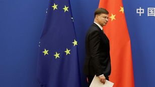 دعوة إلى حل الخلافات الصينية الأوروبية بطريقة غير مسيسة