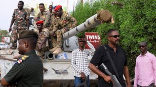 تصاعد اشتباكات السودان.. والاتحاد الأوروبي يتخذ إجراء جديدا