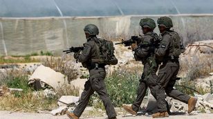 الكلمة الأولى | الجيش الإسرائيلي ينسحب من محيط مجمع الشفاء الطبي