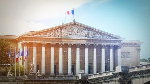 البرلمان الفرنسي.. مما يتكون وما هى مهامه؟