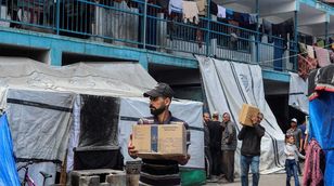 اتفاق بين واشنطن و"برنامج الغذاء" لتوزيع مساعدات "رصيف غزة"