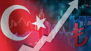 تركيا ترفع الفائدة إلى 40%