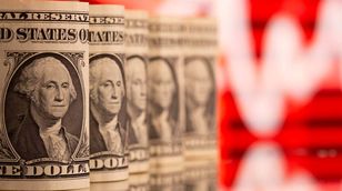 مارينوف: تراجع الدولار الأميركي مبالغ فيه قياساً بالتغيرات الاقتصادية
