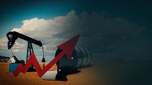 أسعار النفط تتأرجح بين سيناريوهات التصعيد أو احتواء الحرب في غزة