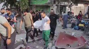 مراسل "الشرق": استهداف "الألوير هاوس" أحد أكبر مخازن الخبز والدقيق التابع للأونروا في غزة