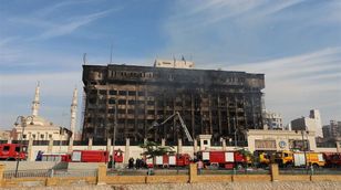 مراسل الشرق: النيابة العامة المصرية تباشر التحقيق في حريق مديرية أمن الإسماعيلية