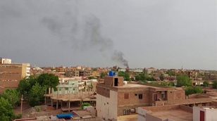 قوات الجيش السوداني تقصف تمركزات الدعم السريع جنوبي الخرطوم