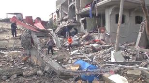 مراسل "الشرق": السماح بدخول مساعدات إنسانية إلى شمال غزة للمرة الأولى 