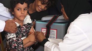 اليمن.. حملة حكومية بدعم أممي لتحصين الأطفال ضد الحصبة في عدن