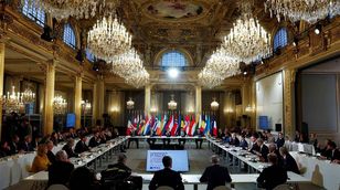 لأي مدى تعوّل أوكرانيا على مؤتمر باريس لتعديل دفة الدول الغربية بتقديم الدعم لها بسرعة؟