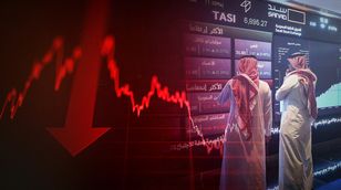 "تاسي" يقترب من خسائر شهرية ثقيلة.. وقطاع المرافق العامة يتراجع 16%