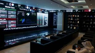 الأسواق الخليجية | تباين في الأداء.. وارتفاعات قياسية بـ"السعودية"